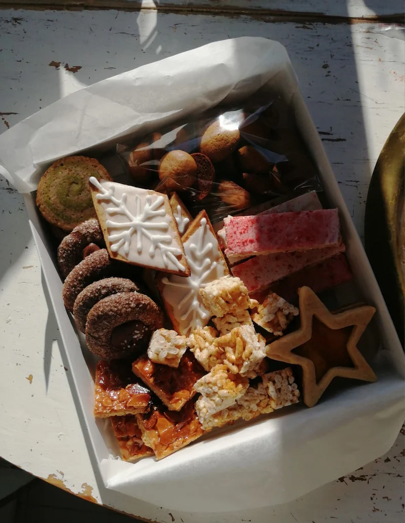 Holiday Cookie Box
